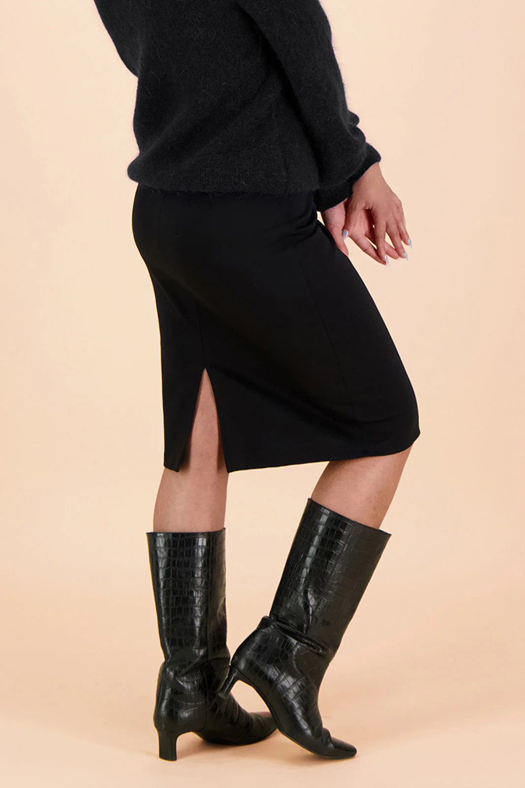 Kaitos Soft Volume Skirt_black
