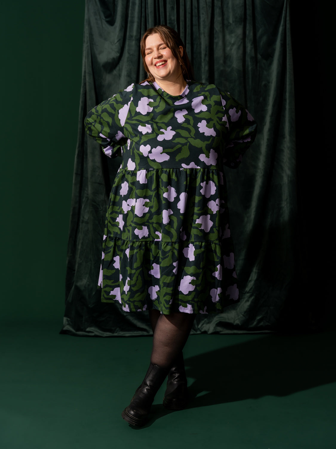 Pitkähihainen Mekko, Köynnös