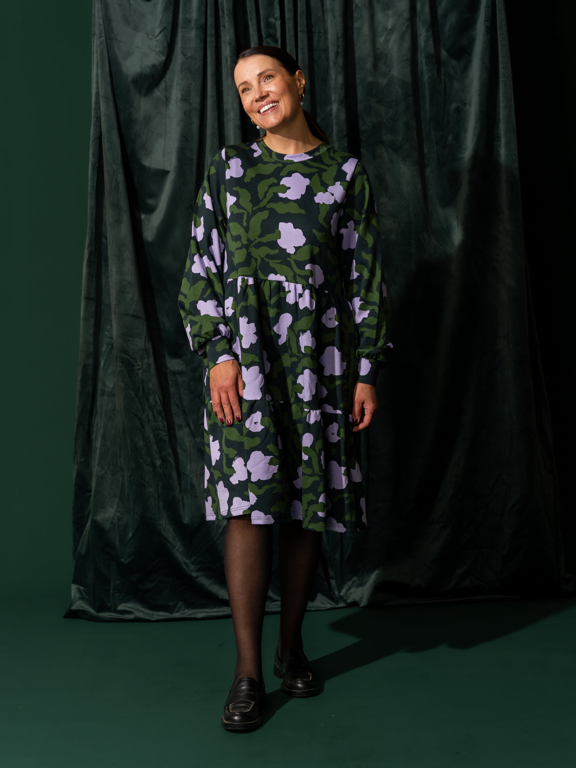 Pitkähihainen Mekko, Köynnös