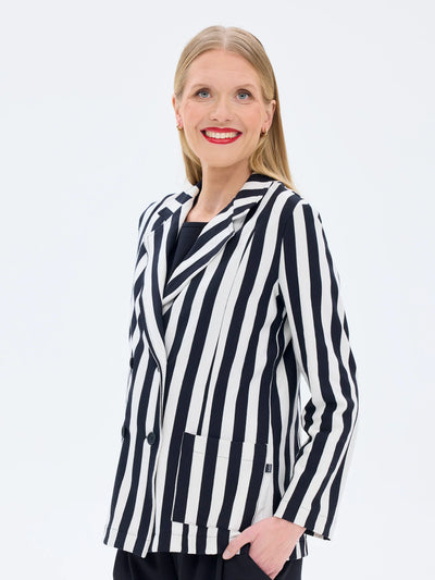 Luisa Jakku Raita, Musta/Valkoinen