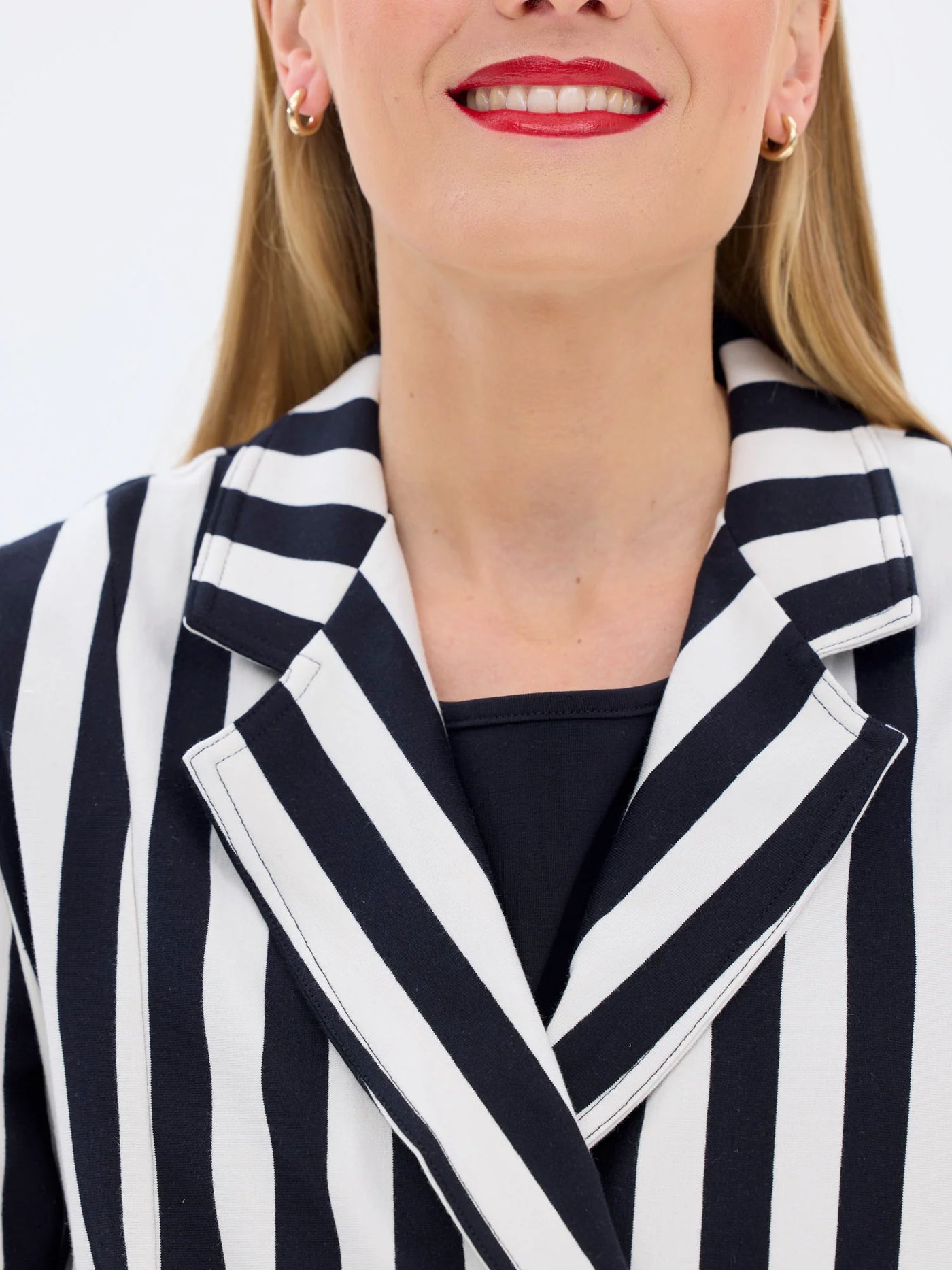 Luisa Jakku Raita, Musta/Valkoinen