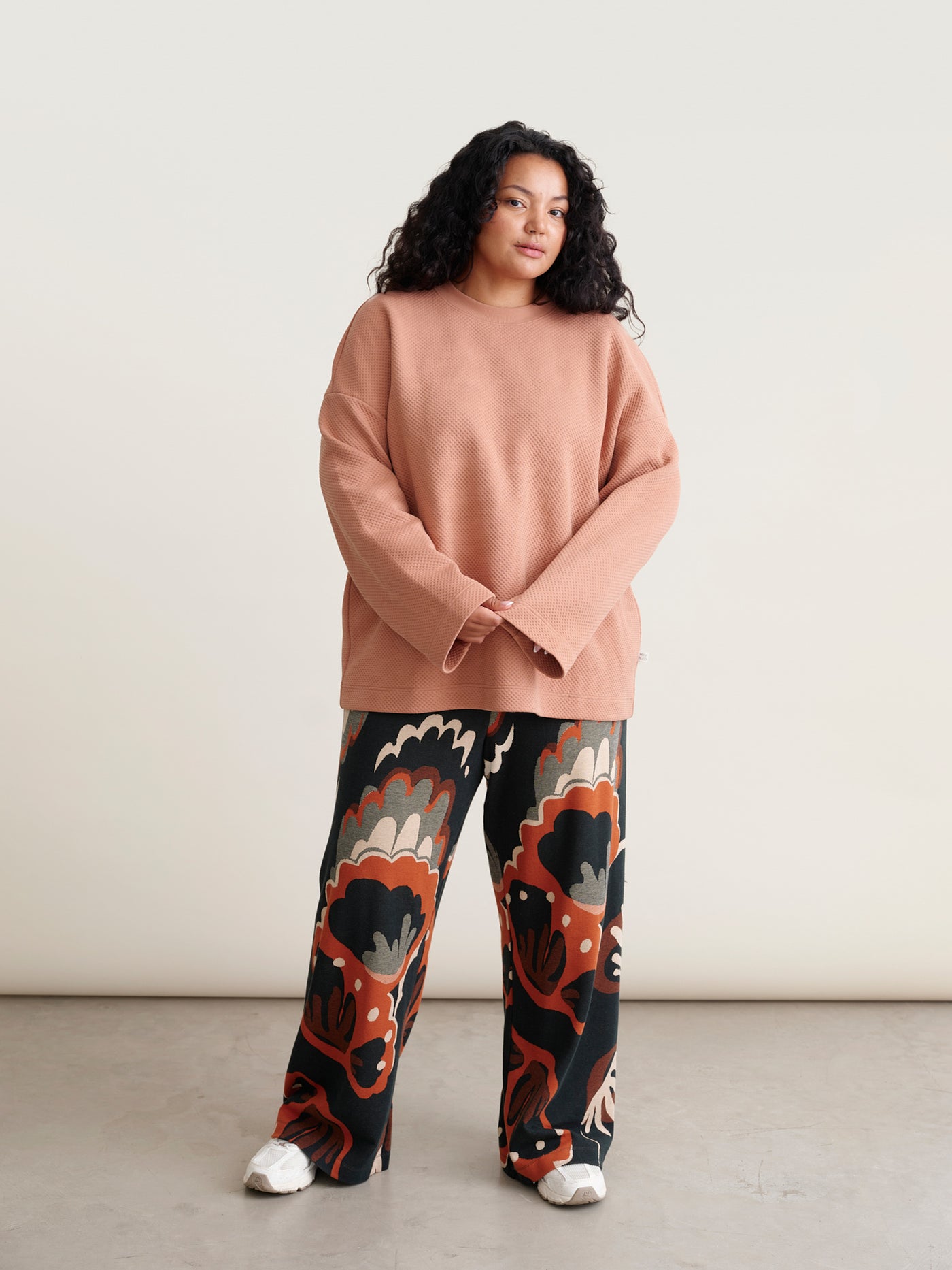 Honeycomb Sweatshirt, Mocha
