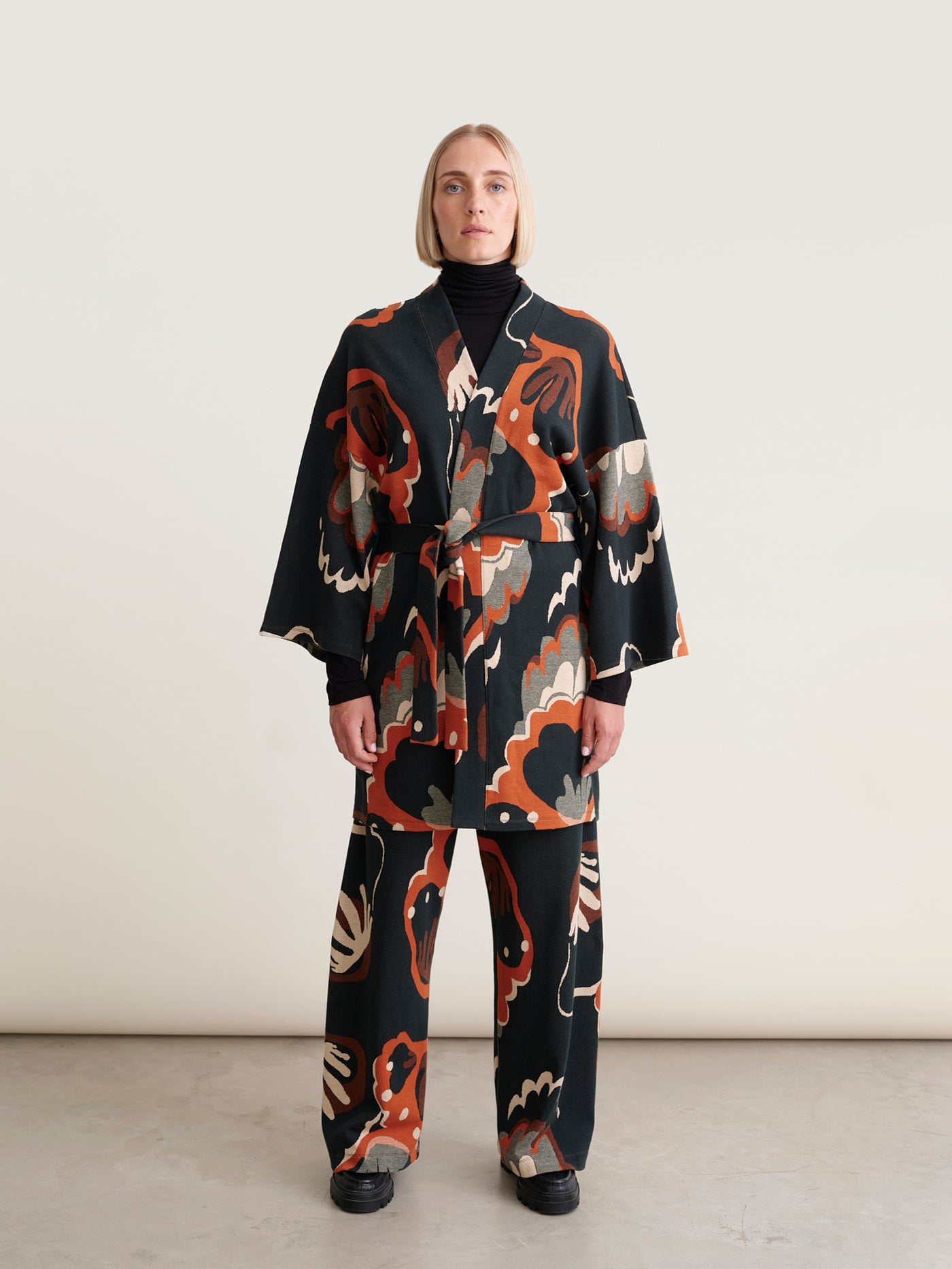 Seashell Jacquard Kimono Jacket With Belt