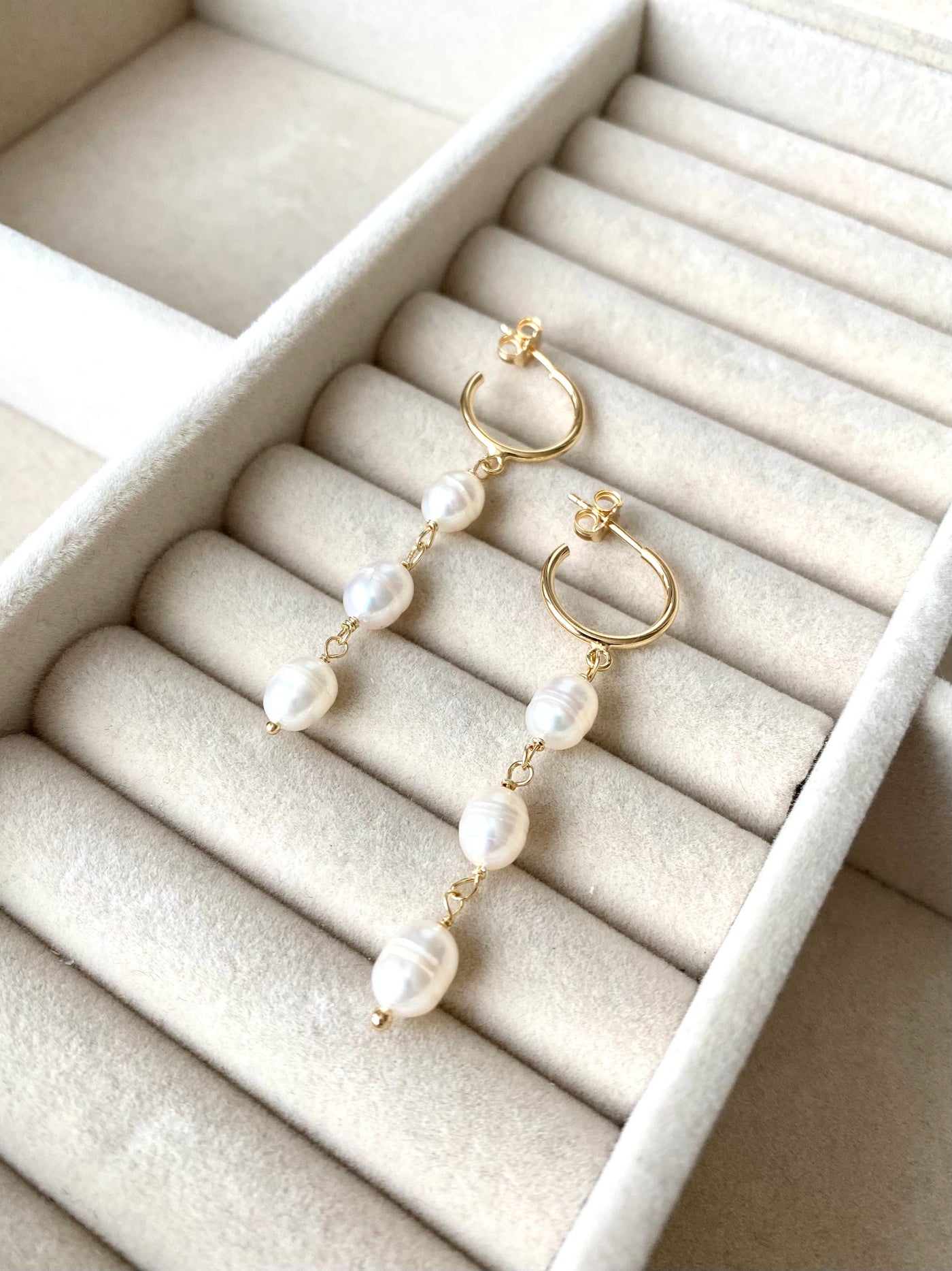 Aarteeni Korvakorut, Kullattu Hopea Helmi