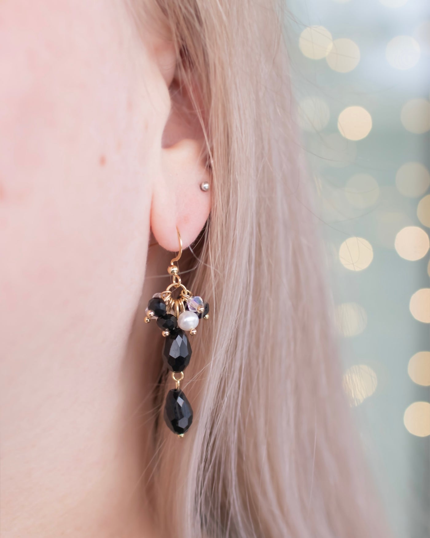 Bea Korvakorut Musta