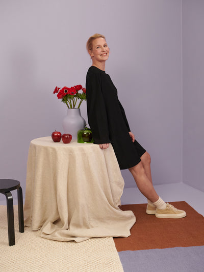 Bettina Mekko, Musta