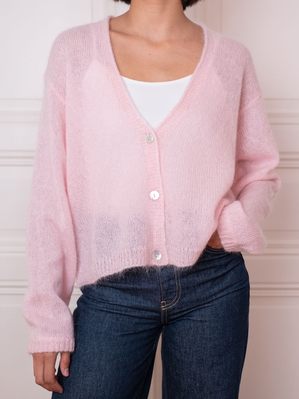 Cardigan V, Hello Babe