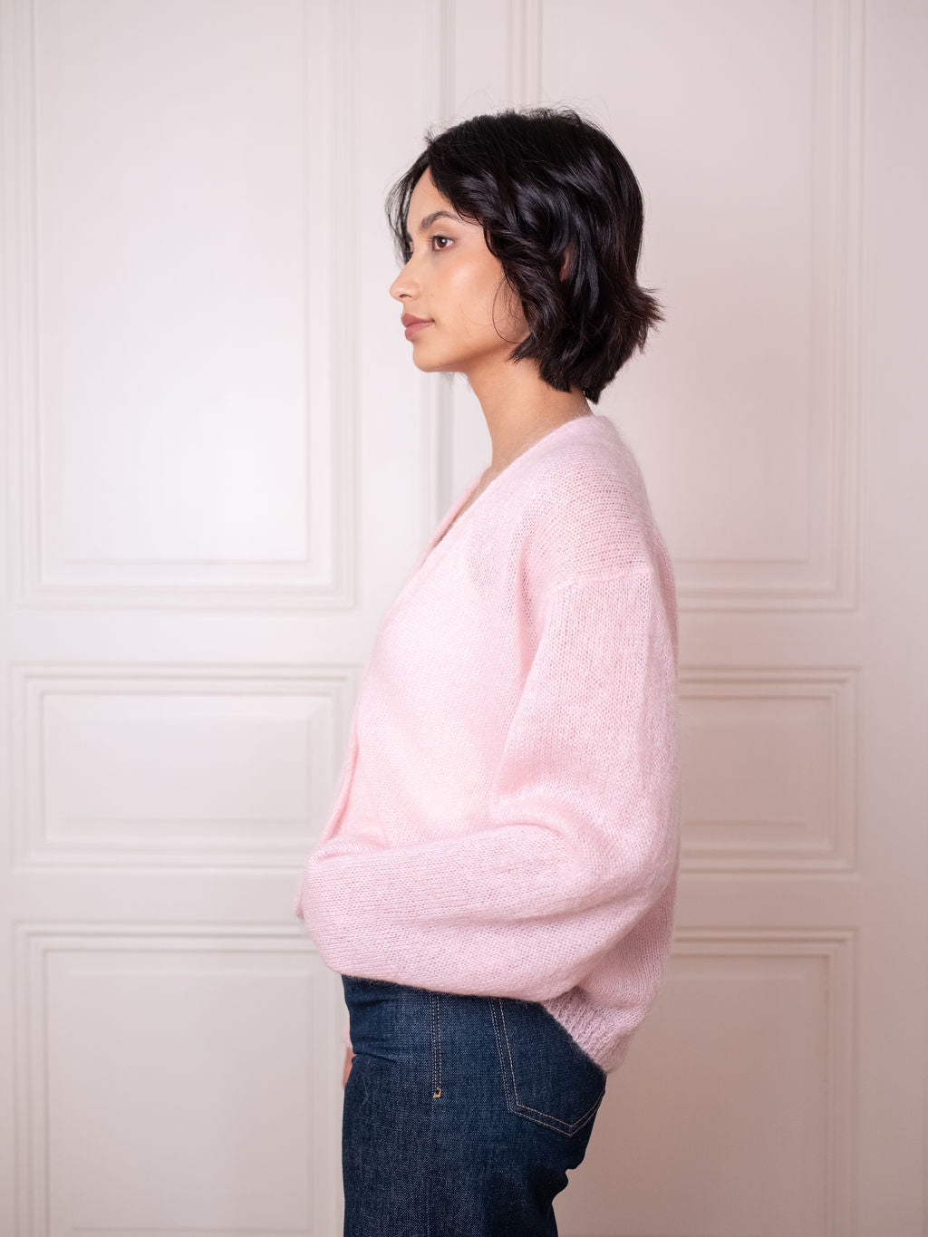 Cardigan V, Hello Babe