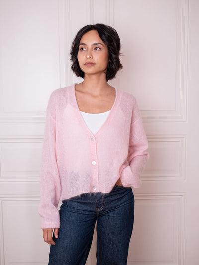 Cardigan V, Hello Babe