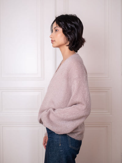 Cardigan V,  Nutty Nudge