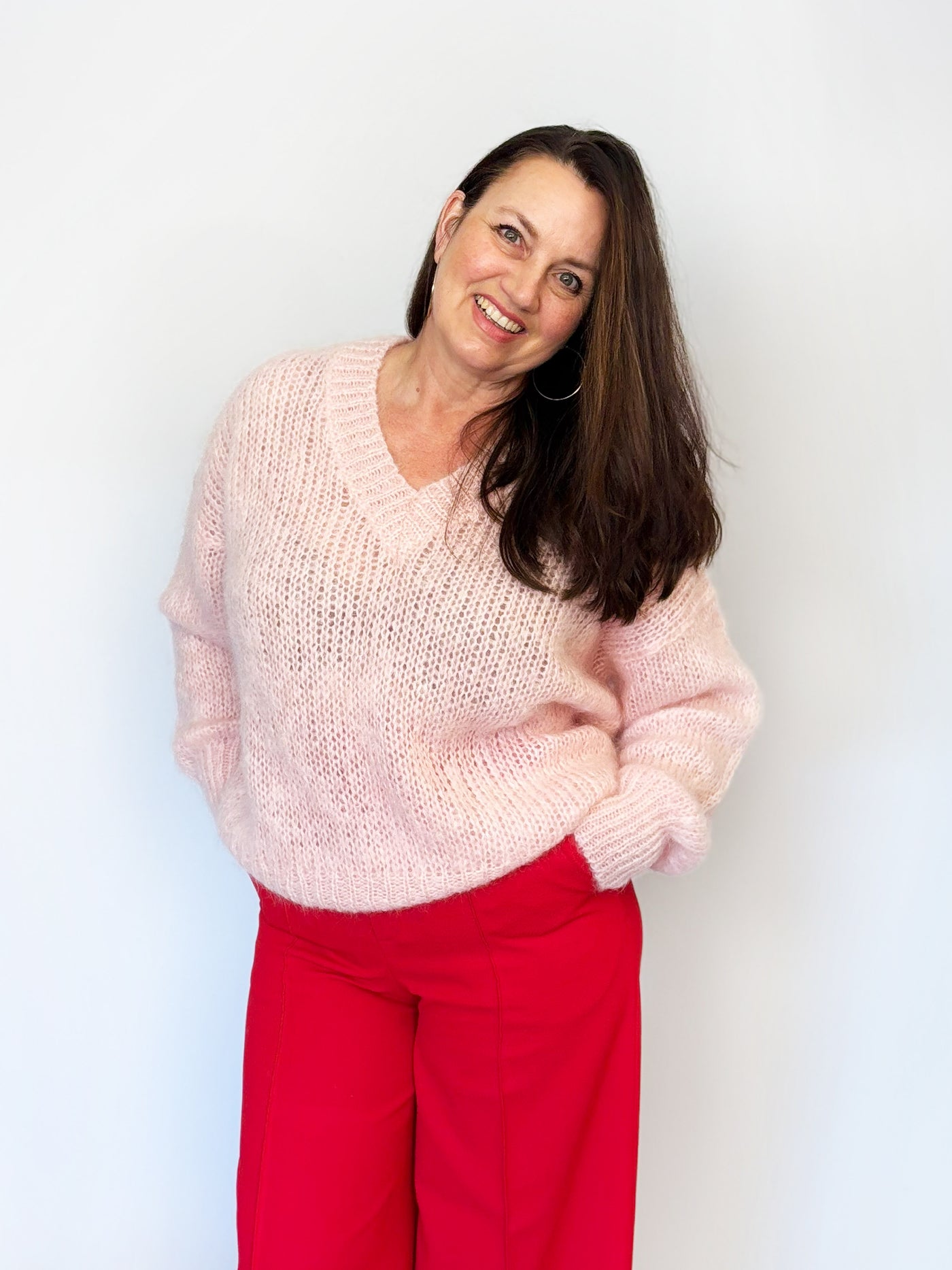 Chunky Sweater V, Hello Babe