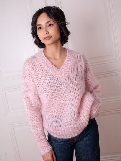 Chunky Sweater V, Hello Babe