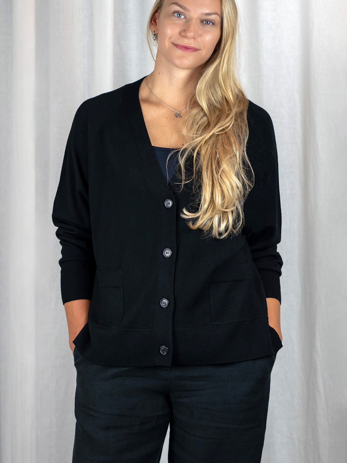 Hermione Merinovillatakki, Black