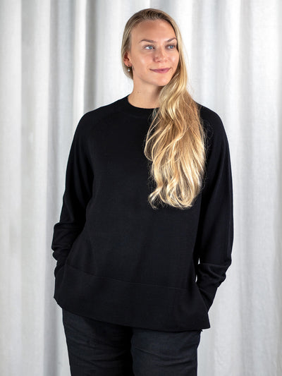 Jolie Merinovillapusero, Black