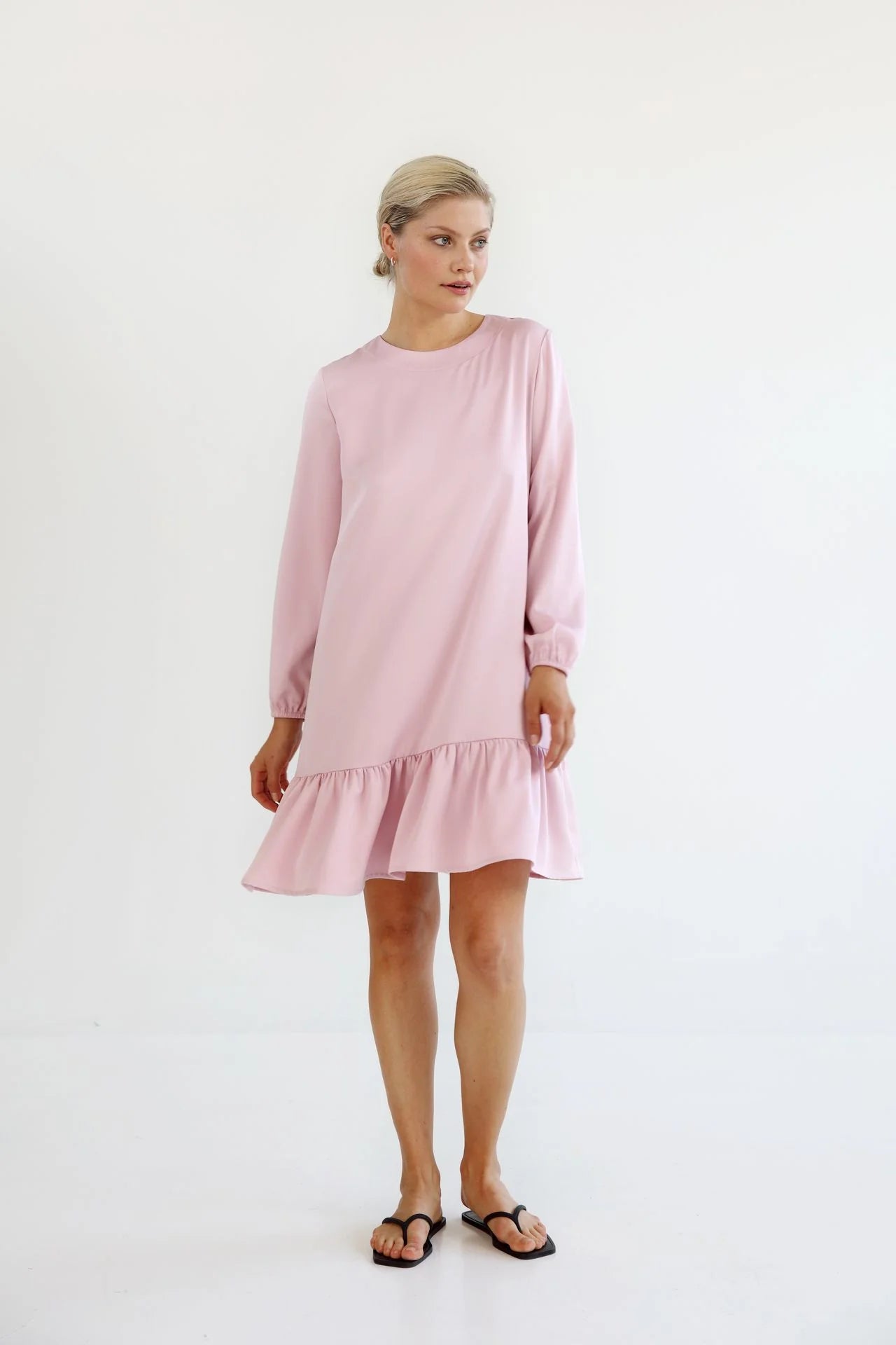 Frill Dress Rose