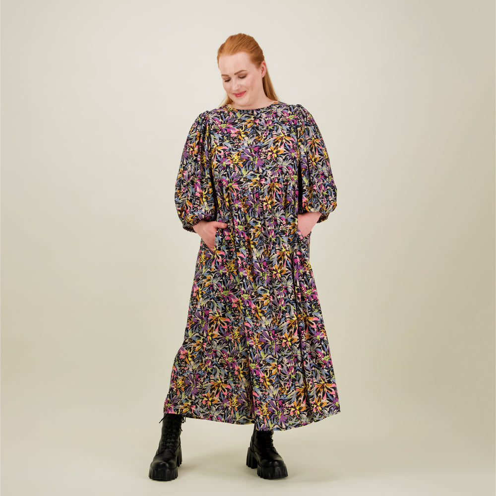 Fantasy Volume Sleeve Midi Dress, Multicolor