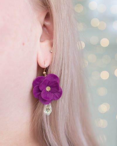 Juliette Korvakorut, eri värejä