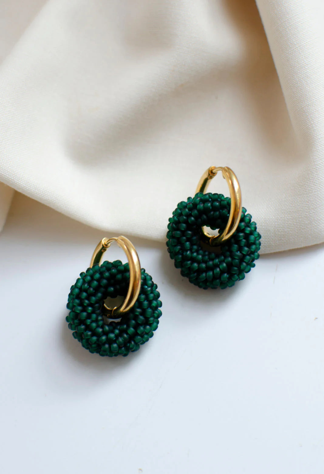 Veda Earrings, eri värejä