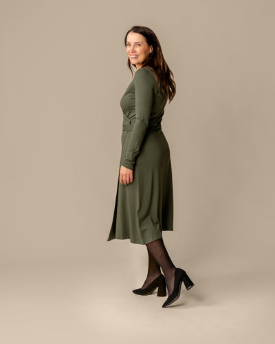 Kietaisumekko, Khaki