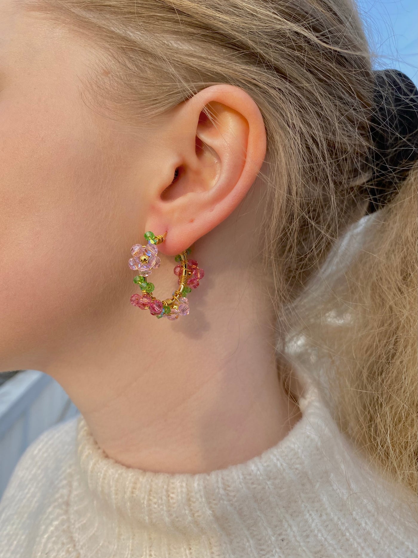 Kristalliniitty Korvakorut, Kullattu, eri värejä