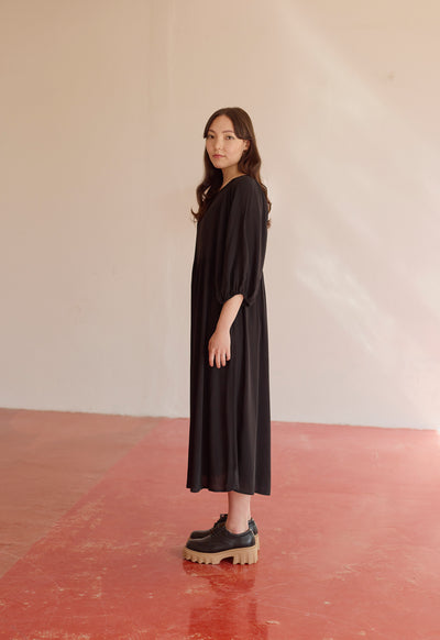 Volume Sleeve Midi Dress, Licorice