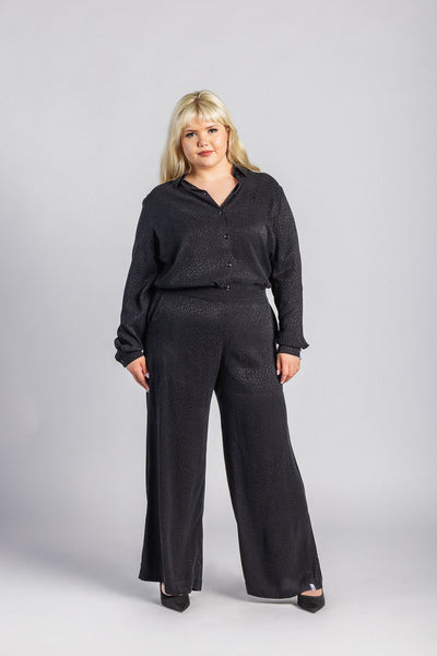 Leah Pants, Black Leo