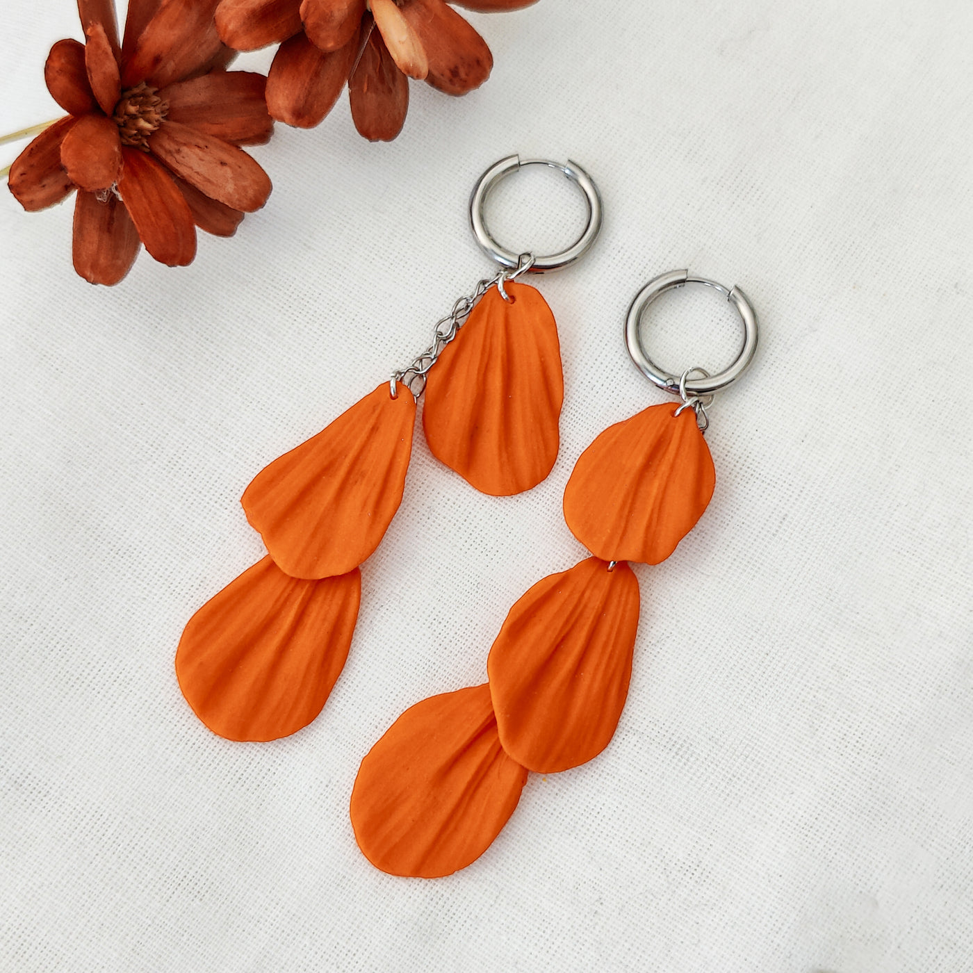 Malva Korvakorut, Oranssi