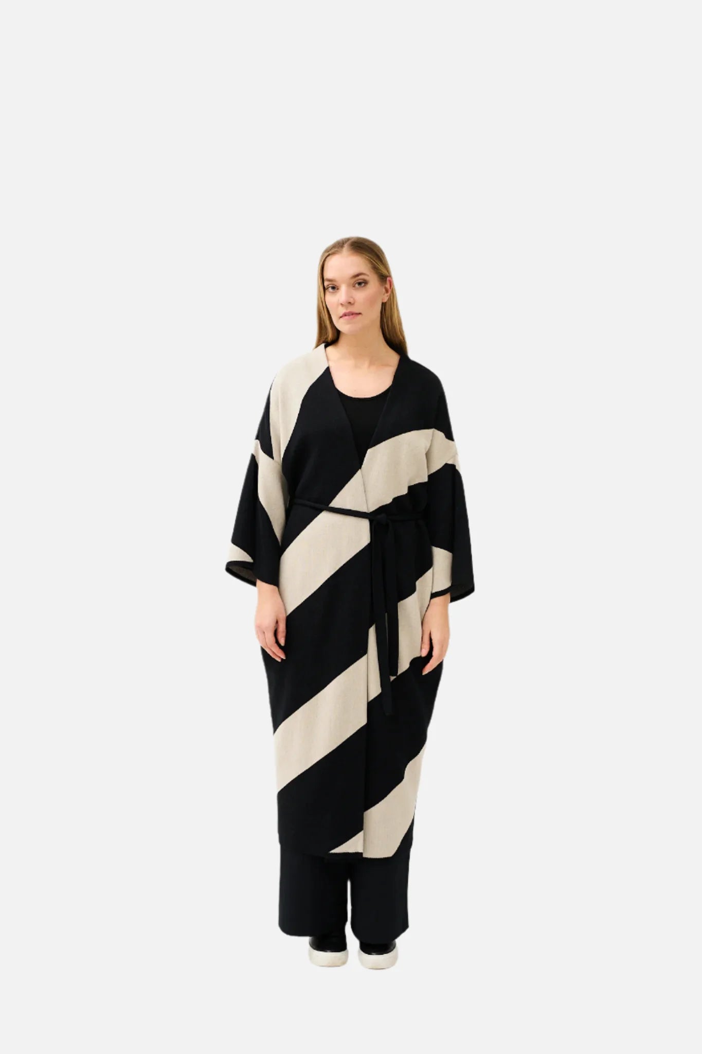 WIDE SLEEVE Neuletakki, Musta/hiekka