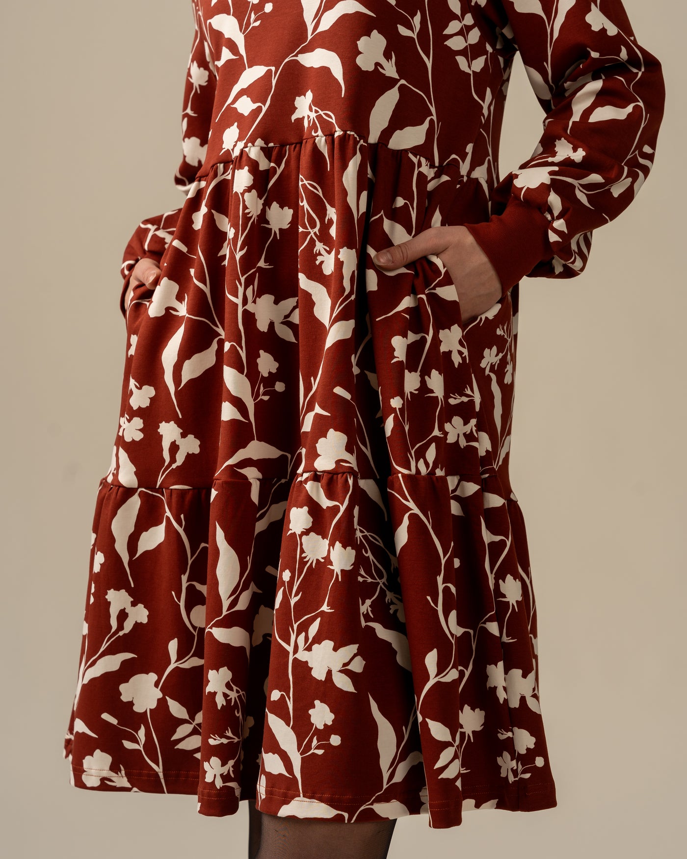 Pitkähihainen Mekko, Varjot Mahonki