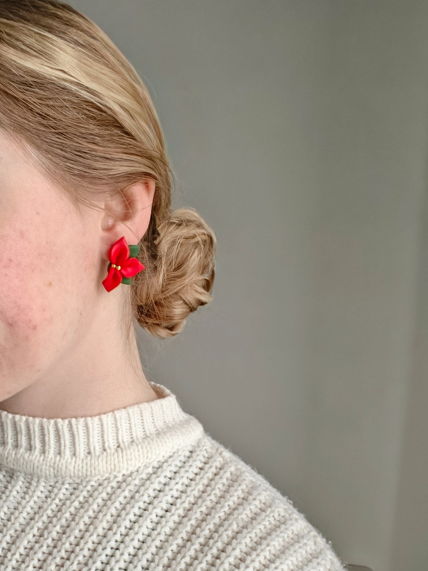 Poinsettia Korvakorut, Punainen