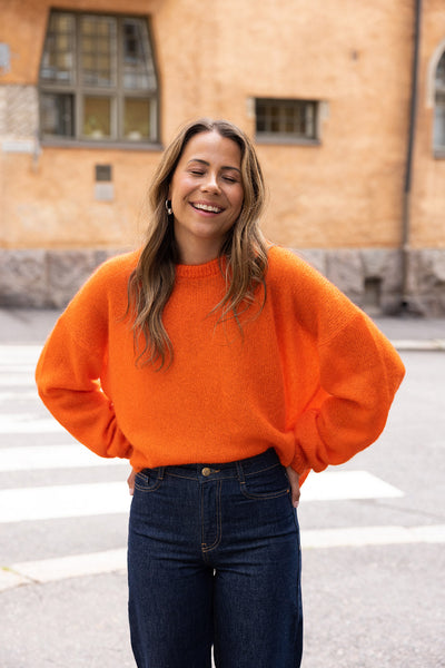 Sweater O, Wake Up Lady