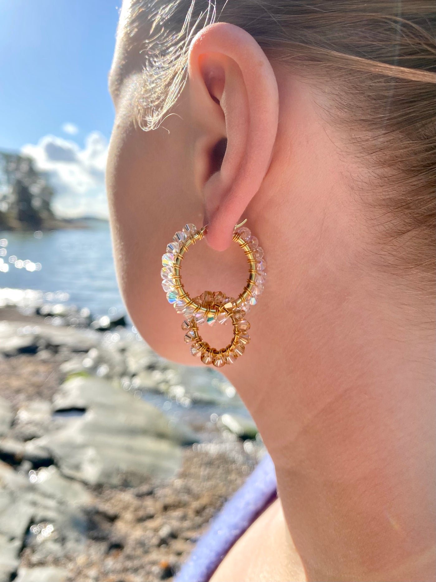 Tuplarenkaat Korvakorut, Kullattu, eri värejä