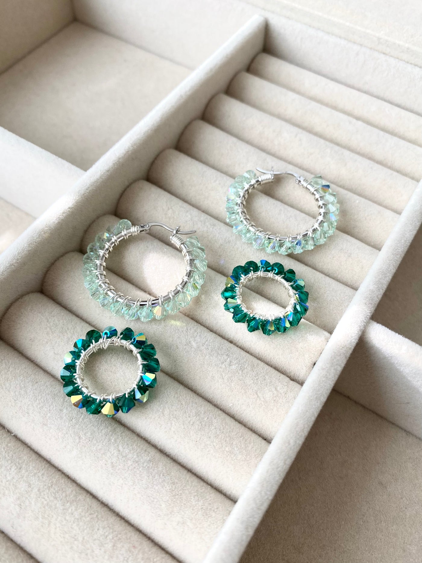 Tuplarenkaat Korvakorut, Hopea