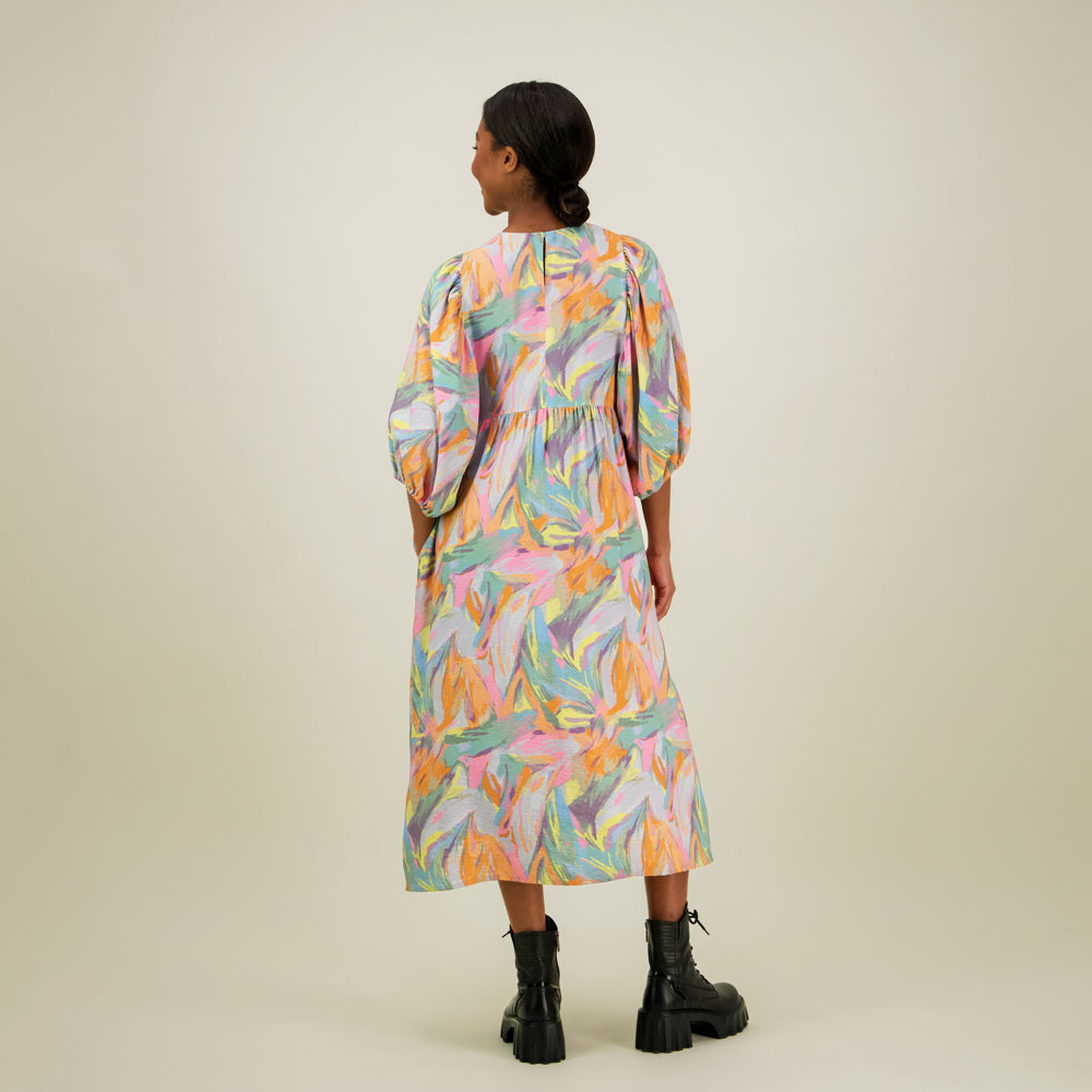 Utopy Volume Sleeve Midi Dress