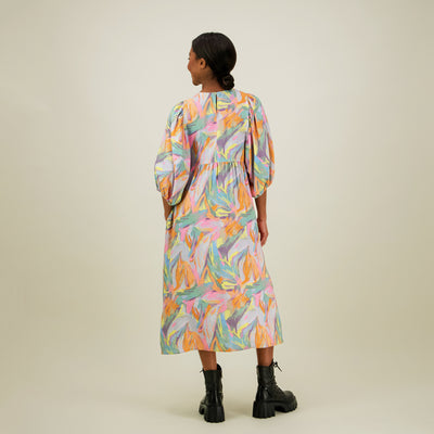 Utopy Volume Sleeve Midi Dress