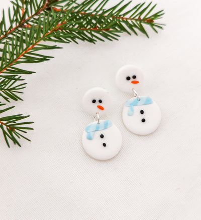 Lumiukot Korvakorut, eri värejä