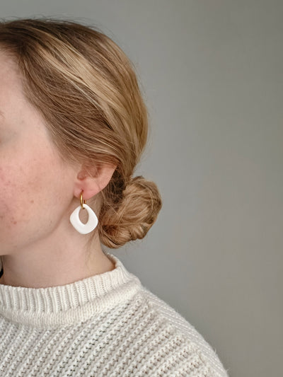 Vera Korvakorut, eri värejä