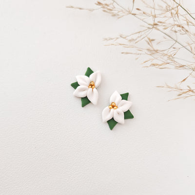 Pieni Poinsettia Korvakorut, Valkoinen