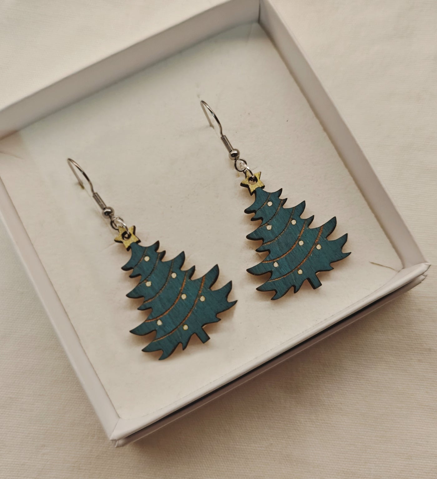 Joulukuusi Korvakorut, Vihreä