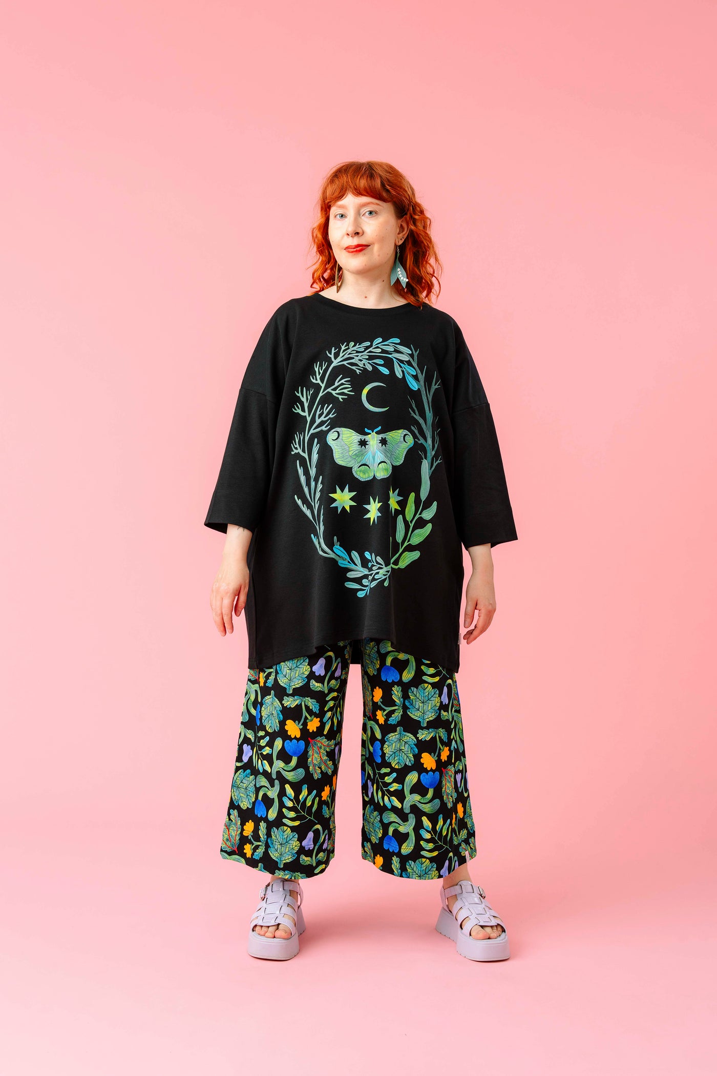 Leandro Long T-Shirt Moth Moon, Black