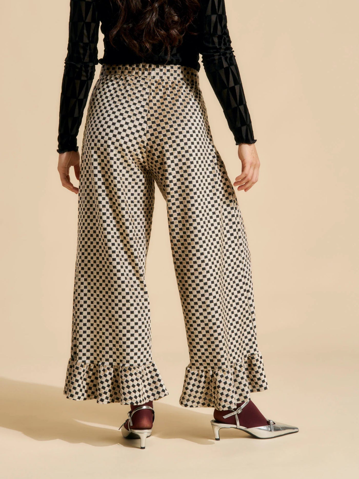 Nanda Pants, Almond Chess
