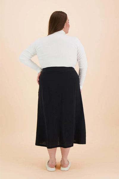 Button Skirt Black
