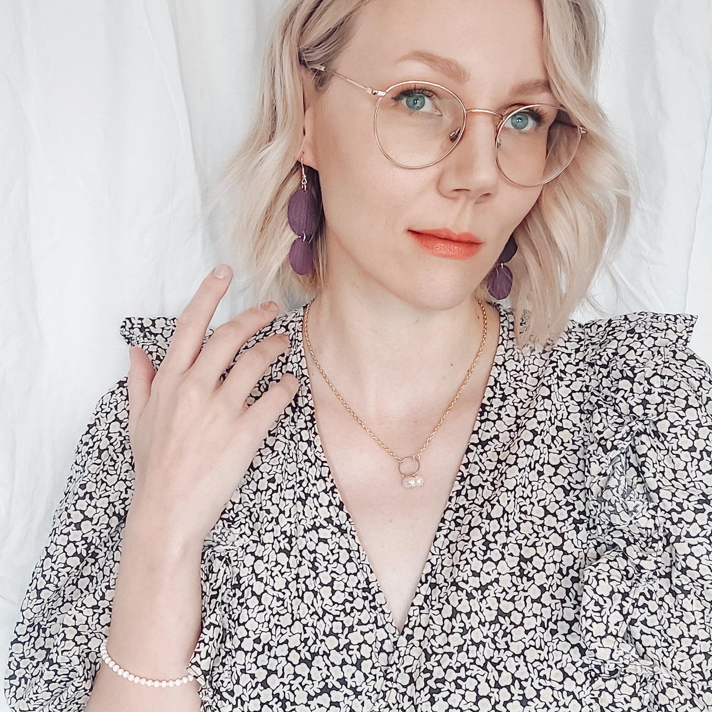 Daalia Korvakorut, useita värejä