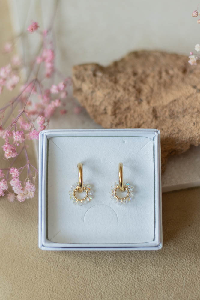 Elea Mini Korvakorut, AB