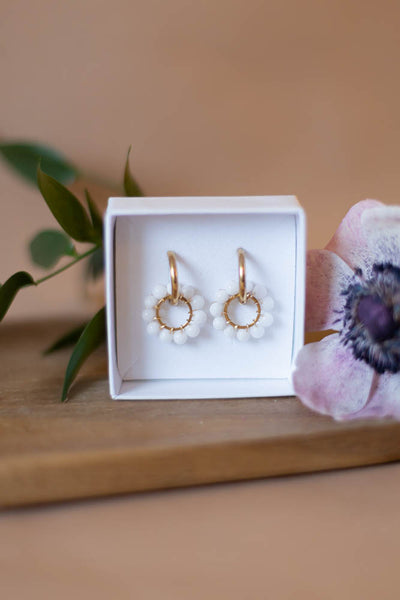 Eleonora Korvakorut, eri värejä