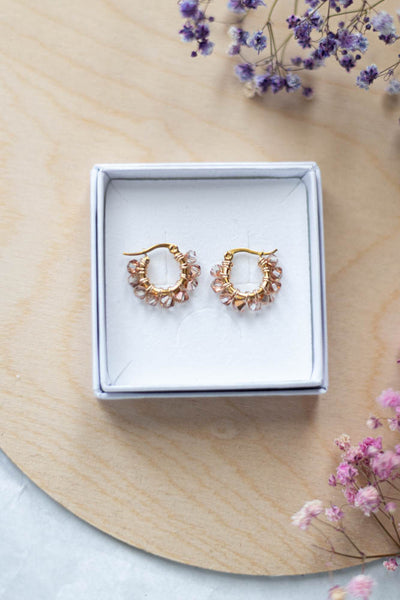 Alma Korvakorut, eri värejä