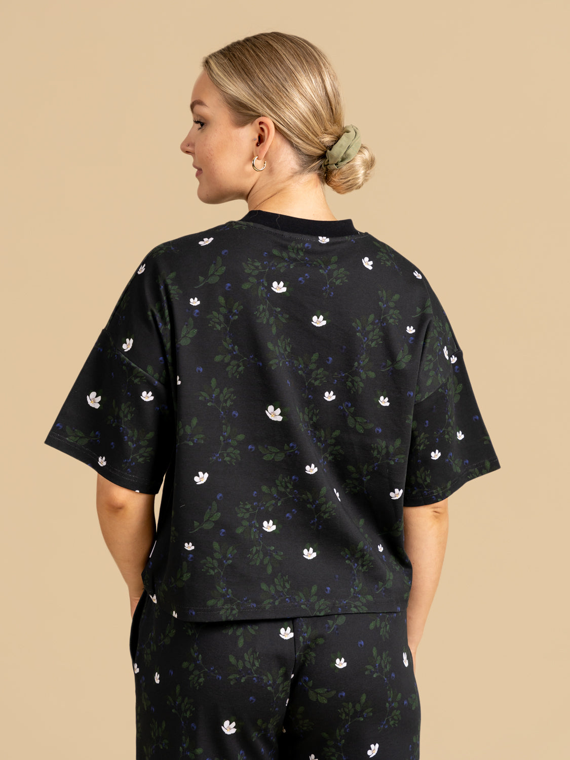 Mustikka Boxy T-Paita