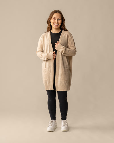 Tyyni Neuletakki, Beige