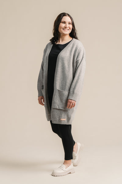 Monica Neuletakki, Vaaleanharmaa