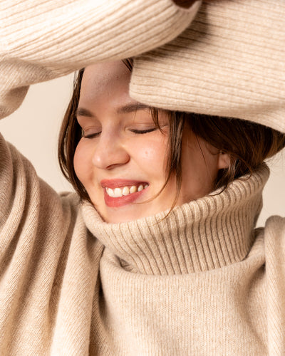 Utu Neule, Beige